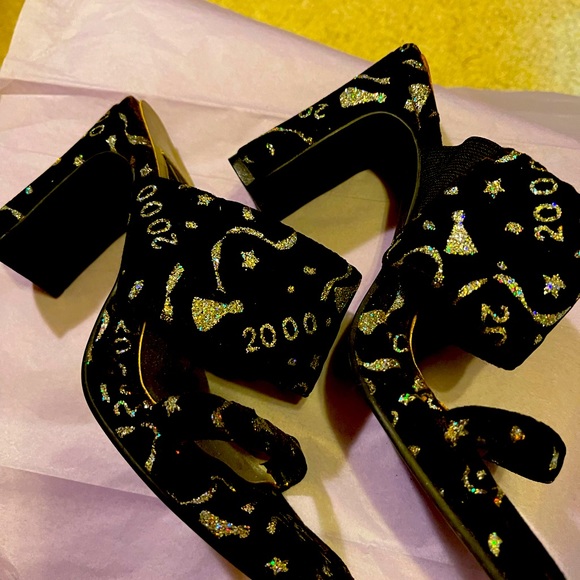 Vintage velvet and sparkle New Years Eve shoes worn for 1 hour - Picture 1 of 6